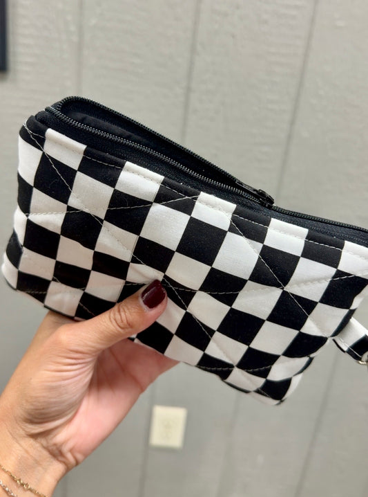 Checkered Cash Keeper – Quilted Money Pouch