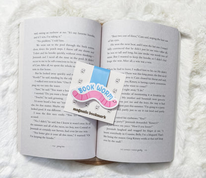 The Bookworm – Magnetic Bookmark