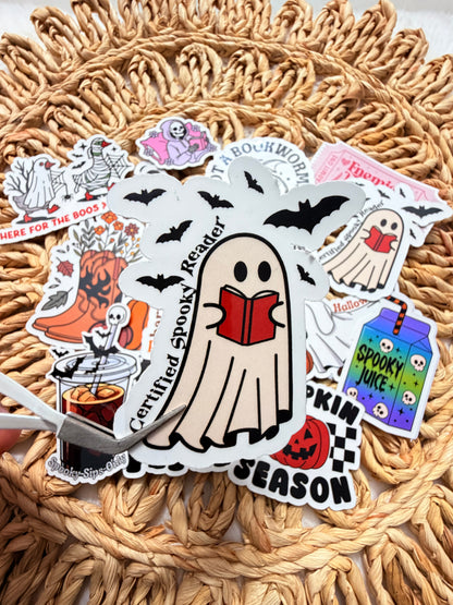 Certified Spooky Reader – Sticker